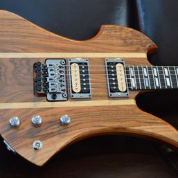 Gitarre, Service, Zubehör, Servicewerkstatt, Werkstatt, Sonderanfertigung, Sonderangebote, Saiten, Gitarrensaiten, Korpus, Steg, Arbeit, Kreativität, kreativ, Musik, Musikzubehör, Hals, Halsbrüche, Neudundierung, Bünde, Pick Ups, Mechanikn, Teillackierung, Lackierung, Griffbrett, Holzarbeiten, Label, Guitar, Flensburg, Mansfeld, Center, Guitar-Center