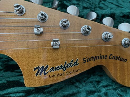 Gitarre, Service, Zubehör, Servicewerkstatt, Werkstatt, Sonderanfertigung, Sonderangebote, Saiten, Gitarrensaiten, Korpus, Steg, Arbeit, Kreativität, kreativ, Musik, Musikzubehör, Hals, Halsbrüche, Neudundierung, Bünde, Pick Ups, Mechanikn, Teillackierung, Lackierung, Griffbrett, Holzarbeiten, Label, Guitar, Flensburg, Mansfeld, Center, Guitar-Center