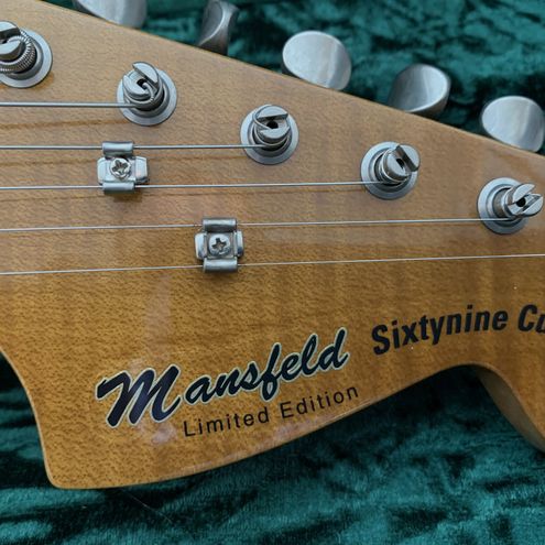 Gitarre, Service, Zubehör, Servicewerkstatt, Werkstatt, Sonderanfertigung, Sonderangebote, Saiten, Gitarrensaiten, Korpus, Steg, Arbeit, Kreativität, kreativ, Musik, Musikzubehör, Hals, Halsbrüche, Neudundierung, Bünde, Pick Ups, Mechanikn, Teillackierung, Lackierung, Griffbrett, Holzarbeiten, Label, Guitar, Flensburg, Mansfeld, Center, Guitar-Center