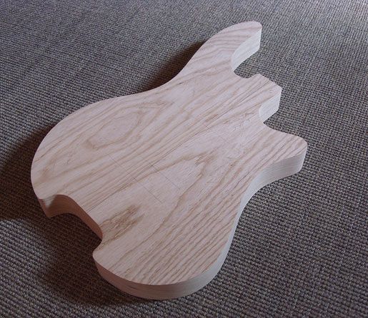 Gitarre, Service, Zubehör, Servicewerkstatt, Werkstatt, Sonderanfertigung, Sonderangebote, Saiten, Gitarrensaiten, Korpus, Steg, Arbeit, Kreativität, kreativ, Musik, Musikzubehör, Hals, Halsbrüche, Neudundierung, Bünde, Pick Ups, Mechanikn, Teillackierung, Lackierung, Griffbrett, Holzarbeiten, Label, Guitar, Flensburg, Mansfeld, Center, Guitar-Center