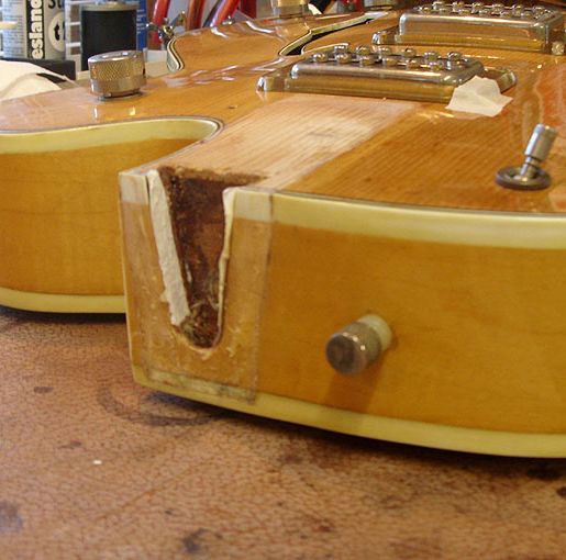 Gitarre, Service, Zubehör, Servicewerkstatt, Werkstatt, Sonderanfertigung, Sonderangebote, Saiten, Gitarrensaiten, Korpus, Steg, Arbeit, Kreativität, kreativ, Musik, Musikzubehör, Hals, Halsbrüche, Neudundierung, Bünde, Pick Ups, Mechanikn, Teillackierung, Lackierung, Griffbrett, Holzarbeiten, Label, Guitar, Flensburg, Mansfeld, Center, Guitar-Center